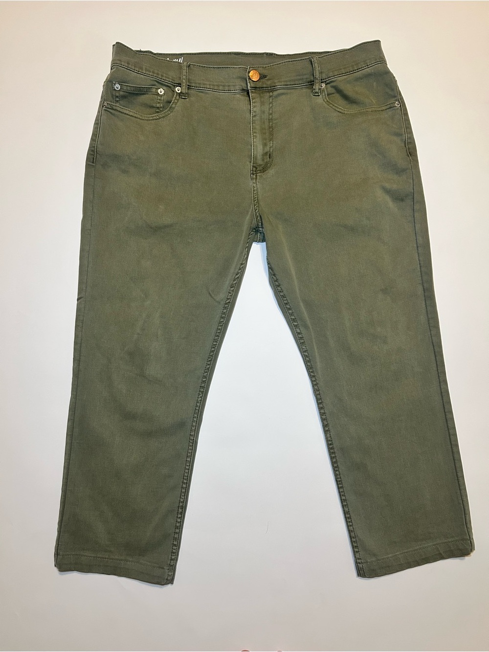 Mugsy Hydes Army Olive Green Stretch Jeans 38x30 — Comfort Meets Style